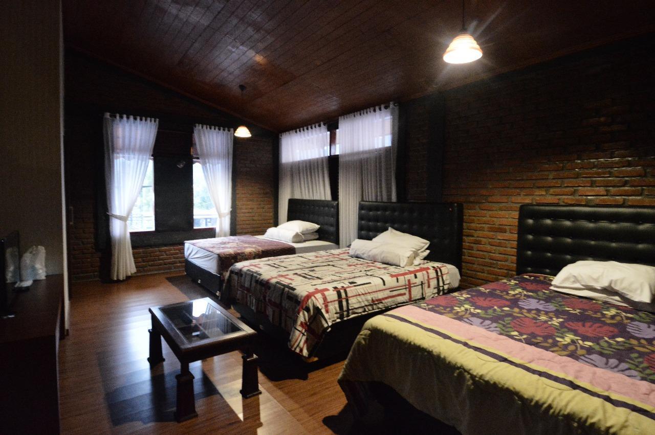 Villa Buleud Garut Extérieur photo